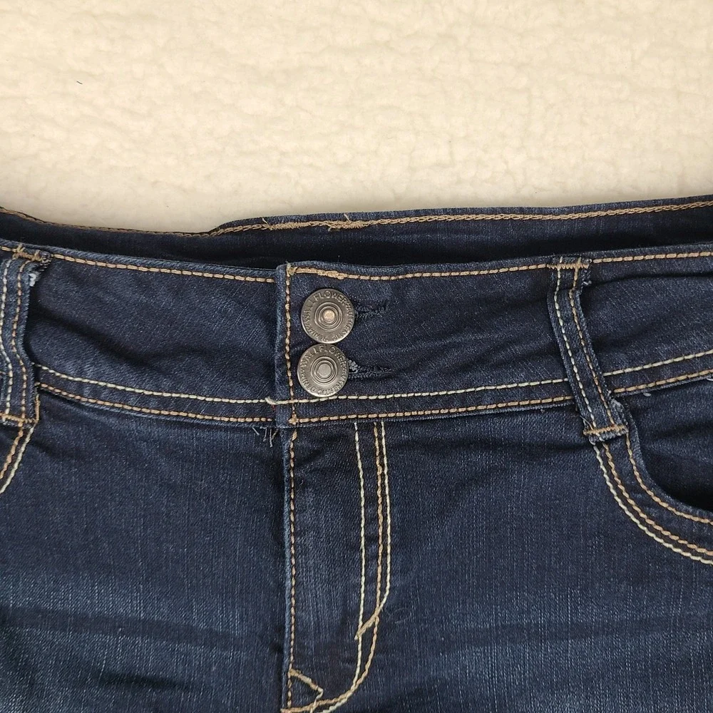 Wallflower Jeans Womens 13 Blue The Luscious Curvy Fit Dark Wash‎ WFM13201K